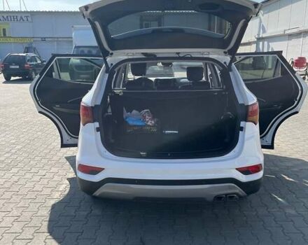 Белый Хендай Санта Фе, объемом двигателя 2.2 л и пробегом 199 тыс. км за 22000 $, фото 12 на Automoto.ua