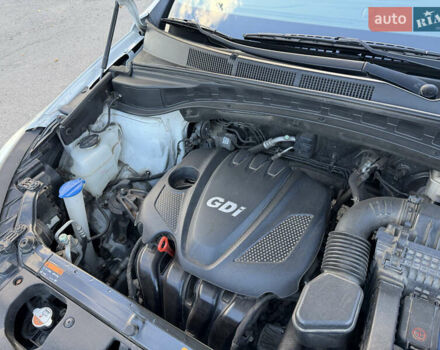 Белый Хендай Санта Фе, объемом двигателя 2.36 л и пробегом 177 тыс. км за 13500 $, фото 105 на Automoto.ua