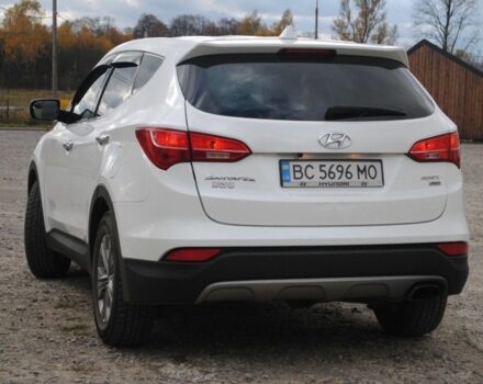 Белый Хендай Санта Фе, объемом двигателя 2.4 л и пробегом 158 тыс. км за 12900 $, фото 8 на Automoto.ua