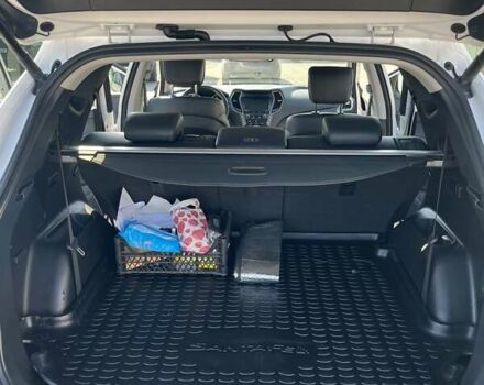 Белый Хендай Санта Фе, объемом двигателя 2.2 л и пробегом 199 тыс. км за 22000 $, фото 14 на Automoto.ua