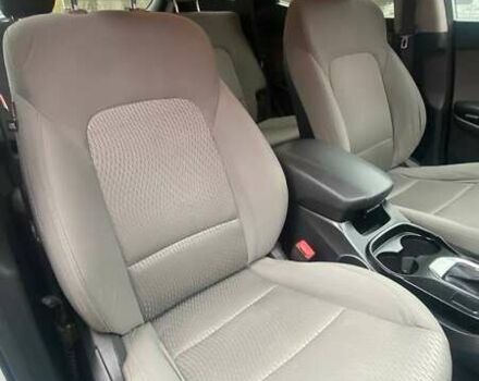 Белый Хендай Санта Фе, объемом двигателя 2.36 л и пробегом 152 тыс. км за 12500 $, фото 36 на Automoto.ua