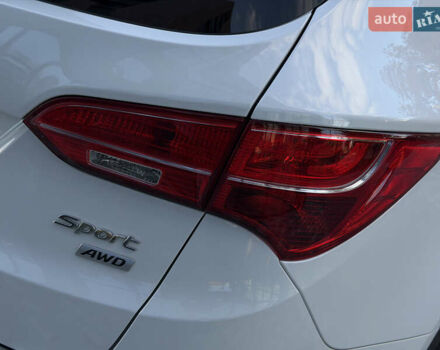 Белый Хендай Санта Фе, объемом двигателя 2.36 л и пробегом 177 тыс. км за 13500 $, фото 63 на Automoto.ua