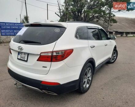 Белый Хендай Санта Фе, объемом двигателя 3.34 л и пробегом 160 тыс. км за 15399 $, фото 12 на Automoto.ua