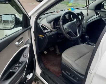 Белый Хендай Санта Фе, объемом двигателя 3.34 л и пробегом 160 тыс. км за 15399 $, фото 14 на Automoto.ua