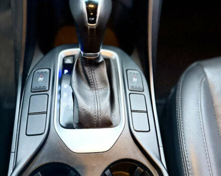 Белый Хендай Санта Фе, объемом двигателя 2 л и пробегом 210 тыс. км за 17500 $, фото 16 на Automoto.ua