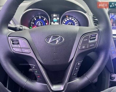 Белый Хендай Санта Фе, объемом двигателя 2 л и пробегом 276 тыс. км за 17700 $, фото 23 на Automoto.ua