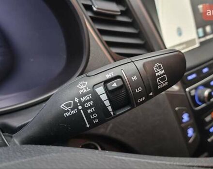 Белый Хендай Санта Фе, объемом двигателя 2 л и пробегом 179 тыс. км за 18800 $, фото 35 на Automoto.ua