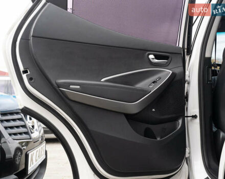 Білий Хендай Санта Фе, об'ємом двигуна 2 л та пробігом 173 тис. км за 18950 $, фото 37 на Automoto.ua