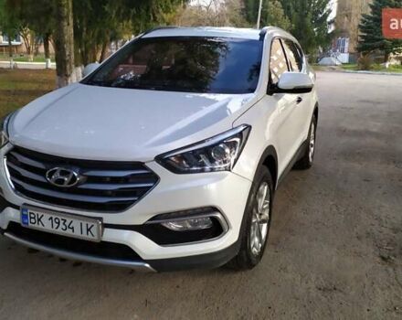 Белый Хендай Санта Фе, объемом двигателя 2 л и пробегом 215 тыс. км за 19000 $, фото 3 на Automoto.ua