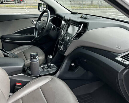 Білий Хендай Санта Фе, об'ємом двигуна 2.36 л та пробігом 200 тис. км за 16750 $, фото 13 на Automoto.ua