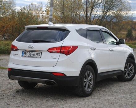 Белый Хендай Санта Фе, объемом двигателя 2.4 л и пробегом 158 тыс. км за 12900 $, фото 3 на Automoto.ua
