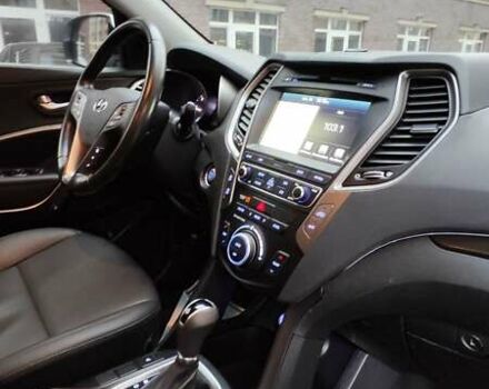 Белый Хендай Санта Фе, объемом двигателя 2 л и пробегом 179 тыс. км за 18800 $, фото 29 на Automoto.ua