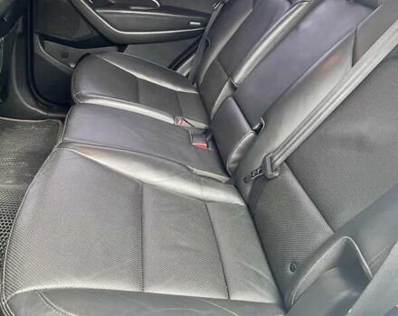 Белый Хендай Санта Фе, объемом двигателя 2 л и пробегом 276 тыс. км за 17700 $, фото 9 на Automoto.ua