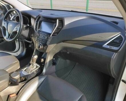 Хендай Санта Фе 2015 у Києві на Automoto.ua Білий Хендай Санта Фе, об'ємом двигуна 2.2 л та пробігом 41 тис. км за 17506 $, фото 20 на Automoto.ua