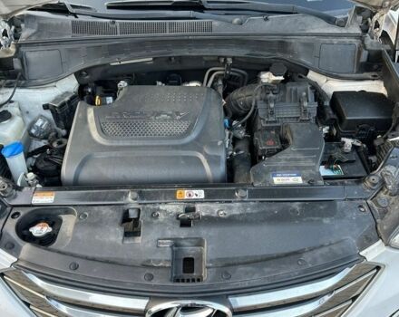 Белый Хендай Санта Фе, объемом двигателя 2 л и пробегом 190 тыс. км за 8300 $, фото 12 на Automoto.ua