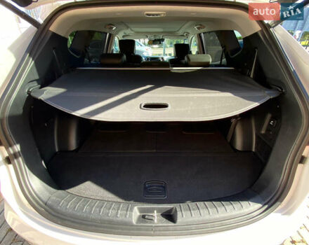 Белый Хендай Санта Фе, объемом двигателя 2.2 л и пробегом 214 тыс. км за 18500 $, фото 22 на Automoto.ua