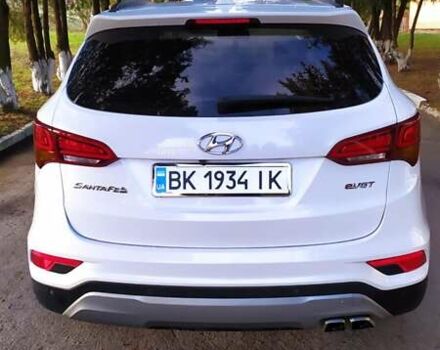 Белый Хендай Санта Фе, объемом двигателя 2 л и пробегом 215 тыс. км за 19000 $, фото 12 на Automoto.ua