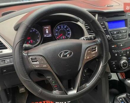 Белый Хендай Санта Фе, объемом двигателя 2.36 л и пробегом 152 тыс. км за 12500 $, фото 16 на Automoto.ua