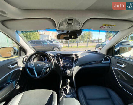 Белый Хендай Санта Фе, объемом двигателя 2.2 л и пробегом 214 тыс. км за 18500 $, фото 10 на Automoto.ua