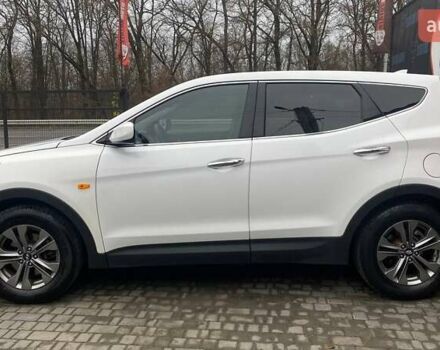 Белый Хендай Санта Фе, объемом двигателя 2.36 л и пробегом 152 тыс. км за 12500 $, фото 4 на Automoto.ua