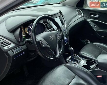 Белый Хендай Санта Фе, объемом двигателя 2.2 л и пробегом 272 тыс. км за 18900 $, фото 14 на Automoto.ua