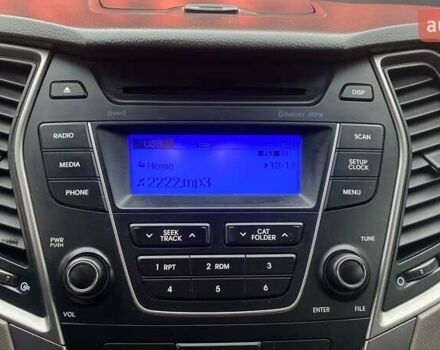 Белый Хендай Санта Фе, объемом двигателя 2.36 л и пробегом 152 тыс. км за 12500 $, фото 19 на Automoto.ua