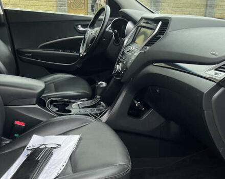 Белый Хендай Санта Фе, объемом двигателя 2.2 л и пробегом 226 тыс. км за 18999 $, фото 15 на Automoto.ua