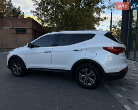 Білий Хендай Санта Фе, об'ємом двигуна 2.36 л та пробігом 177 тис. км за 13300 $, фото 19 на Automoto.ua
