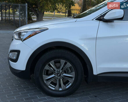 Белый Хендай Санта Фе, объемом двигателя 2.36 л и пробегом 177 тыс. км за 13500 $, фото 58 на Automoto.ua