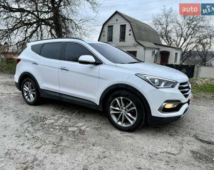 Белый Хендай Санта Фе, объемом двигателя 2 л и пробегом 210 тыс. км за 17500 $, фото 11 на Automoto.ua