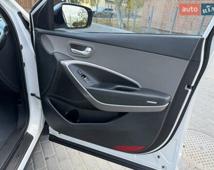 Белый Хендай Санта Фе, объемом двигателя 2.36 л и пробегом 177 тыс. км за 13500 $, фото 95 на Automoto.ua