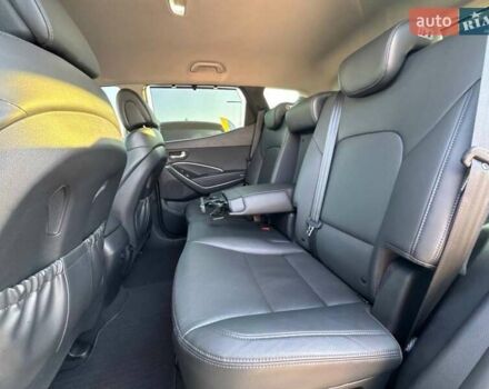 Білий Хендай Санта Фе, об'ємом двигуна 2 л та пробігом 218 тис. км за 17800 $, фото 19 на Automoto.ua