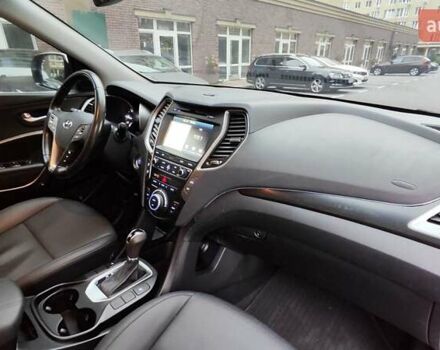 Белый Хендай Санта Фе, объемом двигателя 2 л и пробегом 179 тыс. км за 18800 $, фото 31 на Automoto.ua