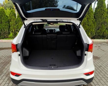 Хендай Санта Фе 2015 в Виннице на Automoto.ua Белый Хендай Санта Фе, объемом двигателя 2 л и пробегом 99 тыс. км за 22300 $, фото 8 на Automoto.ua