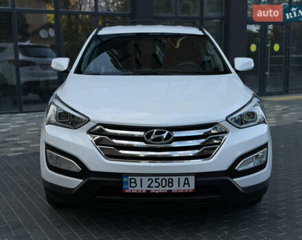 Білий Хендай Санта Фе, об'ємом двигуна 2.36 л та пробігом 177 тис. км за 13300 $, фото 1 на Automoto.ua