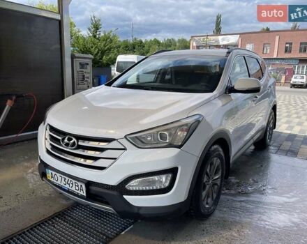 Белый Хендай Санта Фе, объемом двигателя 2.2 л и пробегом 320 тыс. км за 14000 $, фото 2 на Automoto.ua