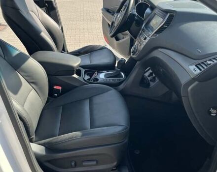 Белый Хендай Санта Фе, объемом двигателя 2.2 л и пробегом 199 тыс. км за 22000 $, фото 21 на Automoto.ua