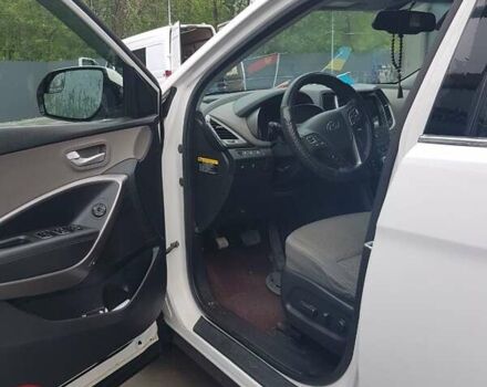 Белый Хендай Санта Фе, объемом двигателя 3.34 л и пробегом 160 тыс. км за 15399 $, фото 5 на Automoto.ua