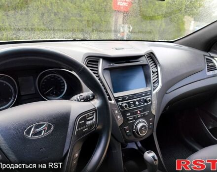 Хендай Санта Фе 2015 в Виннице на Automoto.ua Белый Хендай Санта Фе, объемом двигателя 2 л и пробегом 99 тыс. км за 22300 $, фото 5 на Automoto.ua