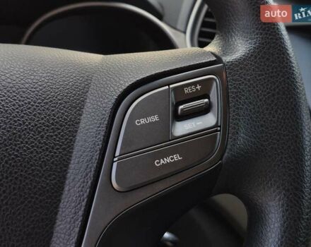 Белый Хендай Санта Фе, объемом двигателя 2.4 л и пробегом 110 тыс. км за 14950 $, фото 29 на Automoto.ua