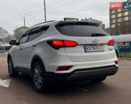 Белый Хендай Санта Фе, объемом двигателя 2.2 л и пробегом 272 тыс. км за 18900 $, фото 4 на Automoto.ua