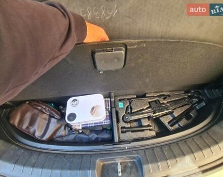 Білий Хендай Санта Фе, об'ємом двигуна 2.2 л та пробігом 150 тис. км за 21300 $, фото 17 на Automoto.ua