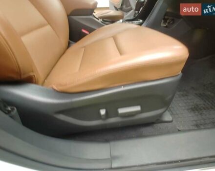 Белый Хендай Санта Фе, объемом двигателя 2.2 л и пробегом 189 тыс. км за 16946 $, фото 19 на Automoto.ua