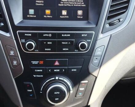 Белый Хендай Санта Фе, объемом двигателя 2.4 л и пробегом 94 тыс. км за 16500 $, фото 21 на Automoto.ua