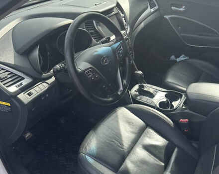 Белый Хендай Санта Фе, объемом двигателя 2 л и пробегом 170 тыс. км за 19000 $, фото 17 на Automoto.ua