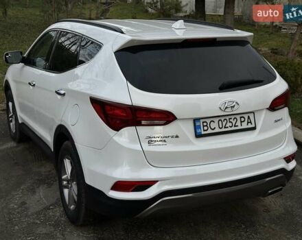 Белый Хендай Санта Фе, объемом двигателя 2.4 л и пробегом 110 тыс. км за 14750 $, фото 13 на Automoto.ua