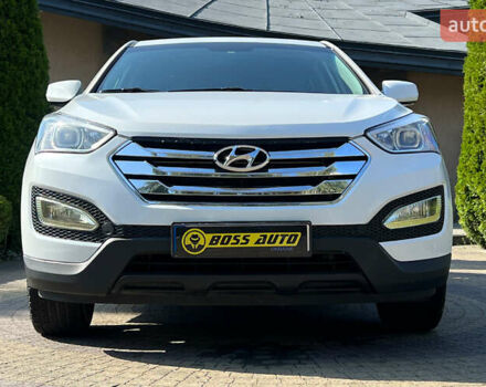 Белый Хендай Санта Фе, объемом двигателя 2.4 л и пробегом 88 тыс. км за 17500 $, фото 1 на Automoto.ua