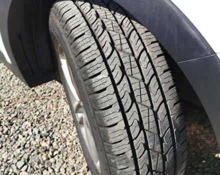 Белый Хендай Санта Фе, объемом двигателя 2.4 л и пробегом 94 тыс. км за 16500 $, фото 2 на Automoto.ua