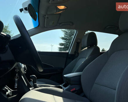 Белый Хендай Санта Фе, объемом двигателя 2.4 л и пробегом 88 тыс. км за 17500 $, фото 8 на Automoto.ua