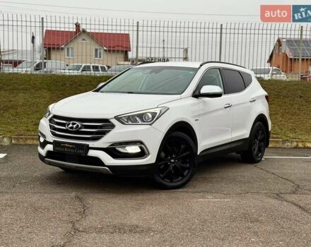 Белый Хендай Санта Фе, объемом двигателя 2.2 л и пробегом 211 тыс. км за 21990 $, фото 4 на Automoto.ua